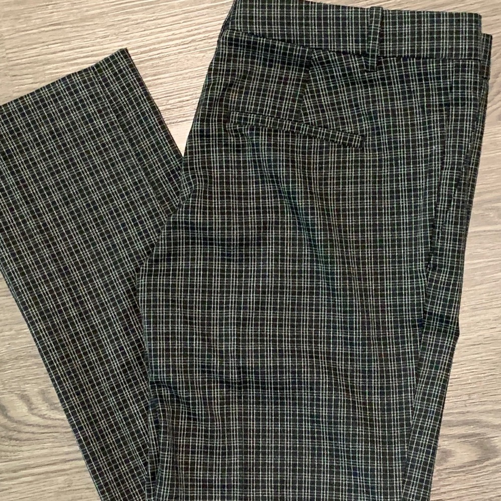 Ann Taylor size 0 dress pant-like new!